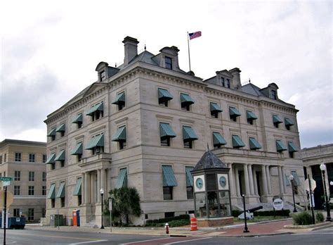 escambia county courthouse pensacola florida